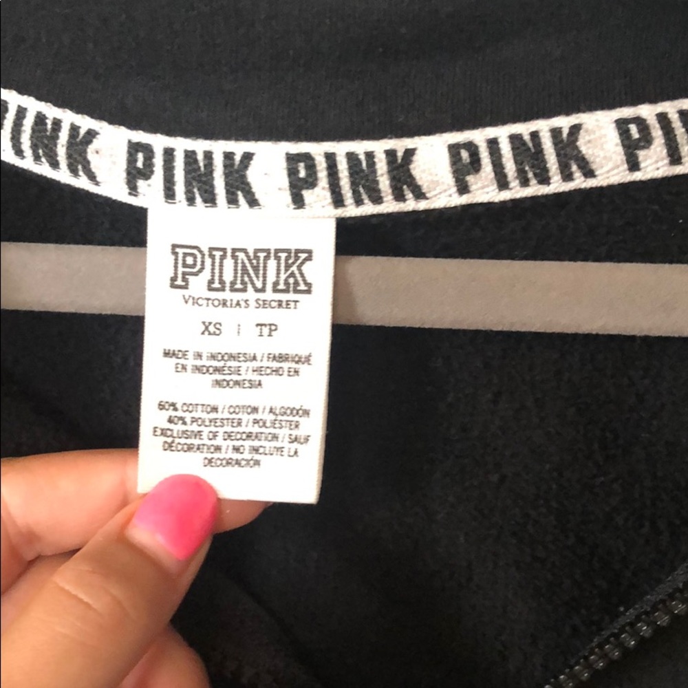 Black quarter zip sweatshirt. - Picture 2 of 4